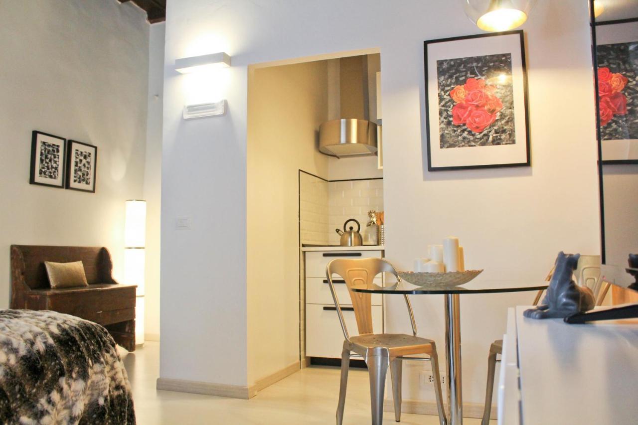 Sophisticated Decor -topcollection Apartment Rom
